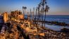 Abgebrannte Häuser am Malibu Beach bei Los Angeles (Quelle: IMAGO | Pacific Press Agency)