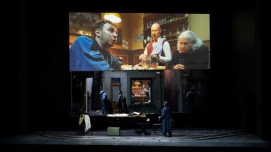 Szene aus "Melancholie des Widerstands" an der Staatsoper