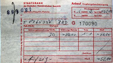 Mindestumtausch – Quittung © picture alliance / Zentralbild | Dieter Palm