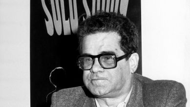 Konrad Wolf stellt am 25. Februar 1980 während der Berliner Filmfestspiele seinen Film "Solo Sunny" vor. © picture-alliance / dpa | Chris Hoffmann 
