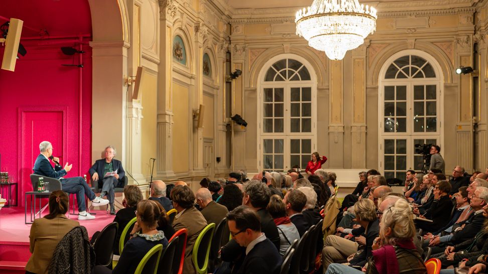 Deutsches Theater Berlin: Solidarität mit Boualem Sansal | Kamel Daoud und Thierry Chervel © Thomas Ernst