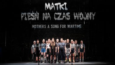 Gorki Theater: Mothers - A Song for Wartime © Bartek Warzecha