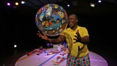 Fratz: Bounced – Magnet Theatre; © Mark Wessels