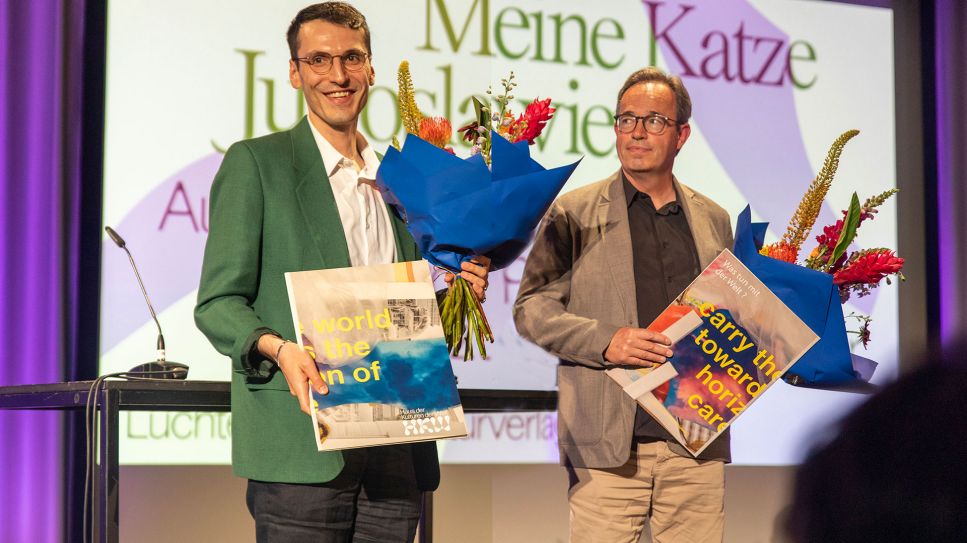 Die Preisträger des Internationalen Literaturpreises 2024: Autor Pajtim Statovci u. Übersetzer Stefan Moster © Silke Briel/HKW