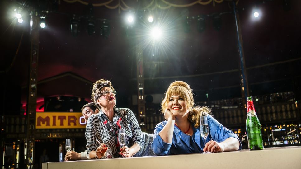 Komische Oper: Messeschlager Gisela © Jan Windszus