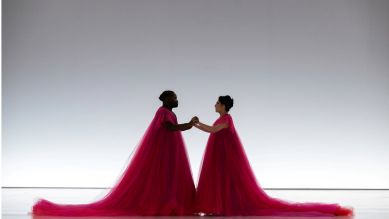 Komische Oper: Echnaton © Monika Rittershaus Komische Oper: Echnaton © Monika Rittershaus