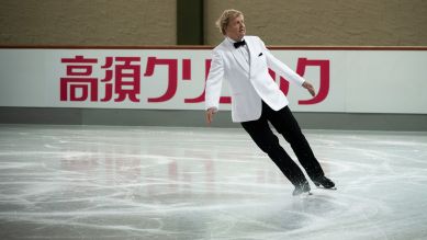 Ice aged: Liebt die Eleganz des Eiskunstlaufs, die er nach über vier Jahrzehnten Pause wiederentdeckt hat: Roland Suckale bei den Weltmeisterschaften im Hobby-Eiskunstlauf in Oberstdorf. © Majestic/Alexandra Sell Ice aged: Liebt die Eleganz des Eiskunstlaufs, die er nach über vier Jahrzehnten Pause wiederentdeckt hat: Roland Suckale bei den Weltmeisterschaften im Hobby-Eiskunstlauf in Oberstdorf. © Majestic/Alexandra Sell