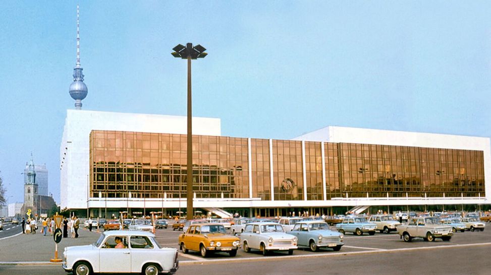 Palast der Republik © Wikimedia Commons / Istvan, CC-BY-SA 3.0
