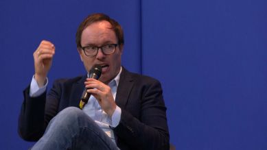 Daniel Drepper im Interview auf der ARD IFA-Bühne (Quelle: rbb)
