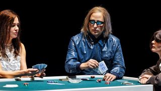 Szene aus "Glaube, Geld, Krieg und Liebe", von Robert Lepage.(Quelle:Gianmarco Bresadola)