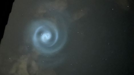 Spirale am Himmel, aufgenommen in der Nacht vom 24. auf den 25. März 2025 in Werder Havel, Brandenburg. (Quelle: Katharina Seeger )